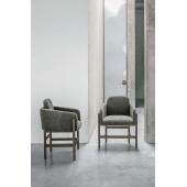 karosszek parnazott karosszek fa lab szovet kenyelmes modern design puha forma lekerekitett pihenoszek.jpg
